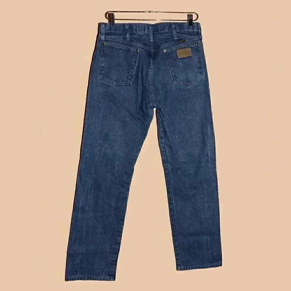 Wrangler Dark Classic Jeans Size‎ 32x32 Straight Leg Pants Western Blue Jeans